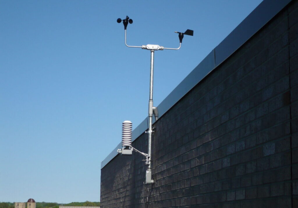 An electrical apparatus attached to the outside of a building